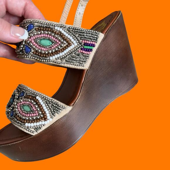 00's vintage faux wooden boho beaded y2k platform wedges Size 6 fergalicious - Picture 4 of 8